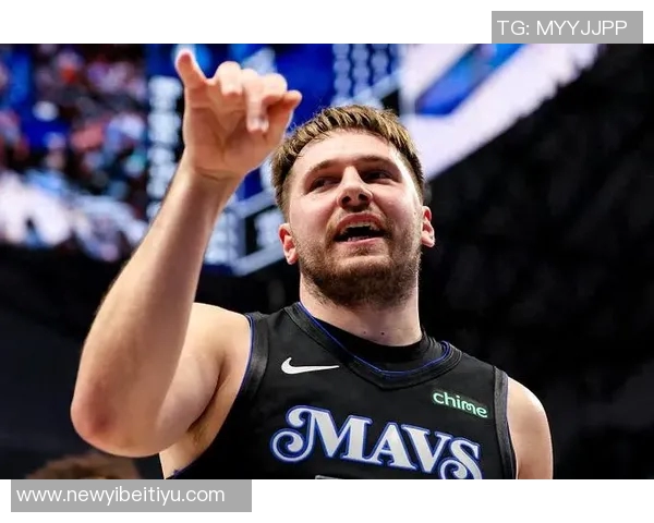 普理查德揭露训练营对抗激烈程度颈部血痕见证战斗般的拼搏精神 普理查德揭露训练营对抗激烈程度颈部血痕见证战斗般的拼搏精神