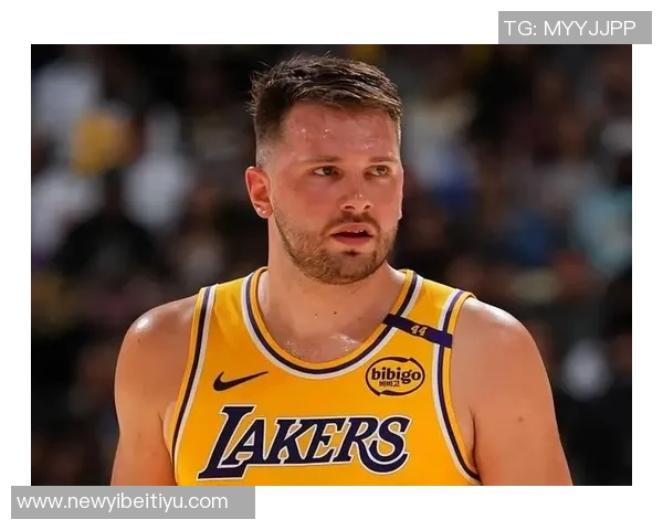 东契奇狂砍49分11板8助表现惊艳Skip质疑上赛季季后赛为何未能现身 东契奇狂砍49分11板8助表现惊艳Skip质疑上赛季季后赛为何未能现身