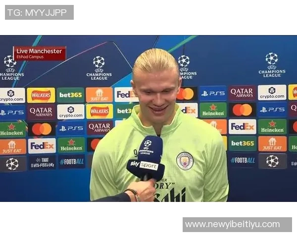 哈兰德错失绝佳机会左脚推射被大马丁轻松扑住 哈兰德错失绝佳机会左脚推射被大马丁轻松扑住