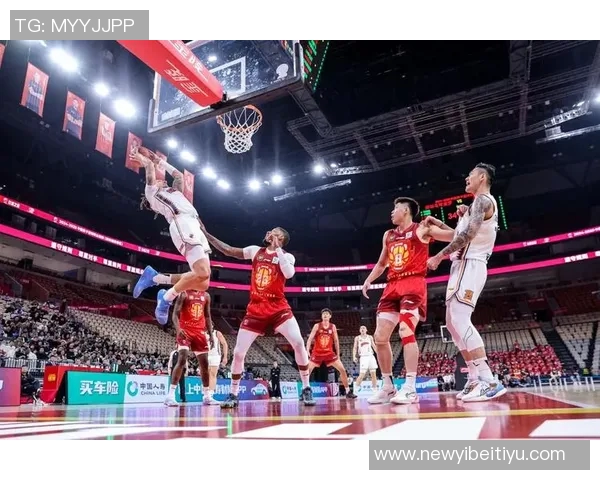 惨败快船后龙狮反思赛季表现第三节如镜子揭示团队差距与不足 惨败快船后龙狮反思赛季表现第三节如镜子揭示团队差距与不足