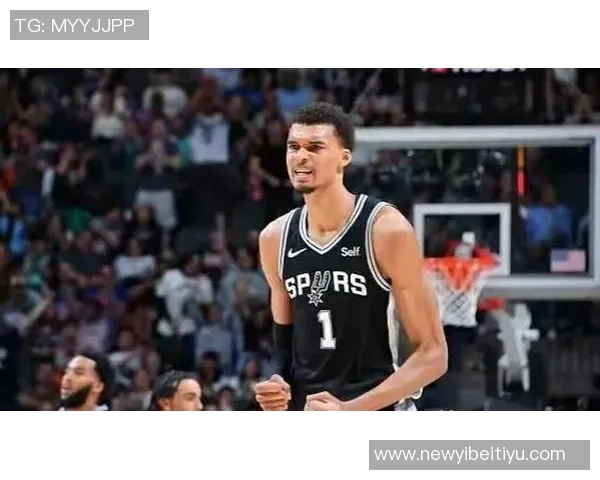 福克斯盛赞巴恩斯进攻表现认为其对球队至关重要