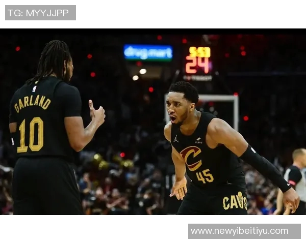 米切尔第三节狂砍15分助力球队领先20分展现绝佳状态